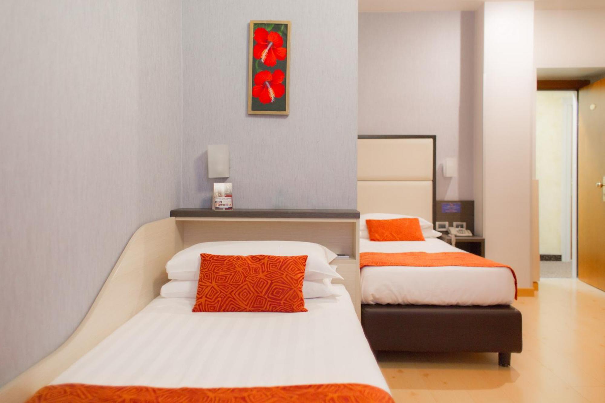 Hotel Piacenza Milano Ngoại thất bức ảnh