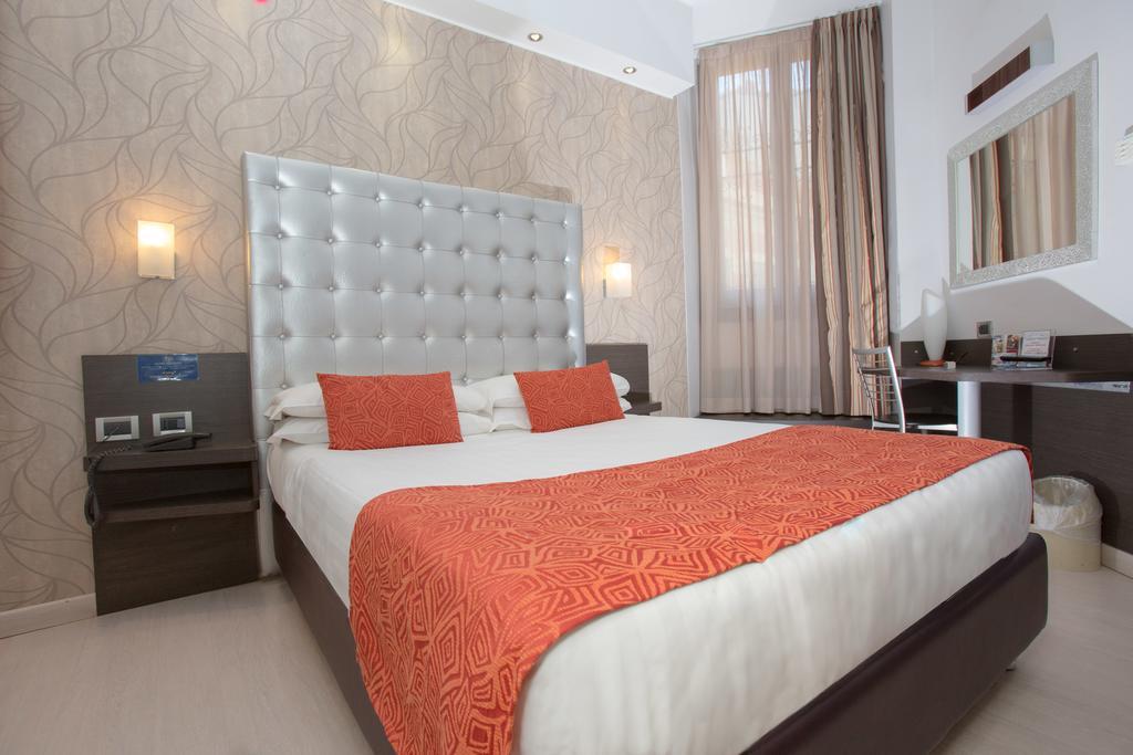 Hotel Piacenza Milano Ngoại thất bức ảnh